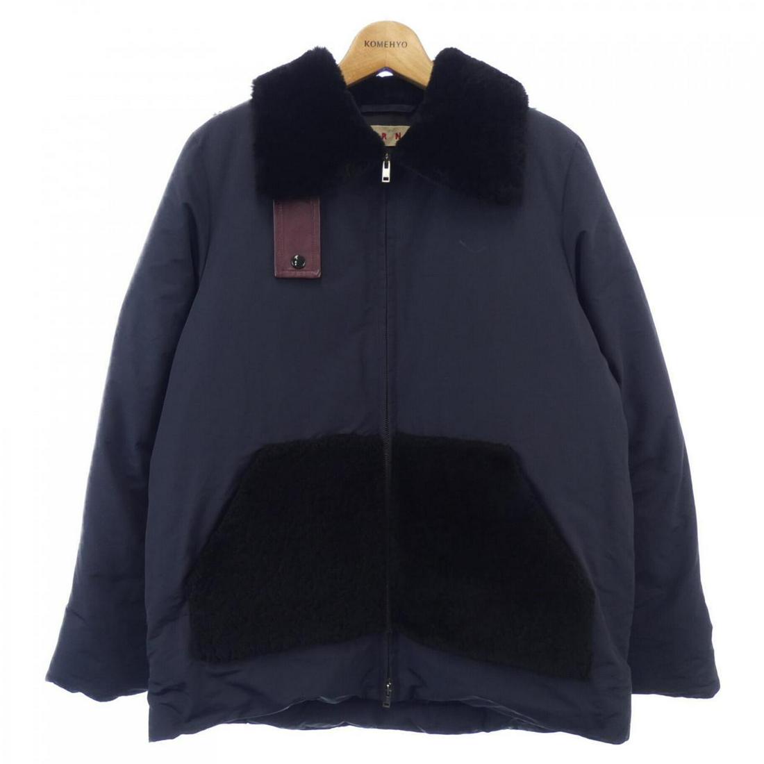 Marni MARNI Down Jackets: Marni MARNI Down Jackets Style: JACKET Color: Navy "Gender: Ladies" Size: 36 Size Type: Regular Type: JACKET B: Reasonable Wear and Tear The BIDHAUS Guarantee: All items in this auction are guaranteed