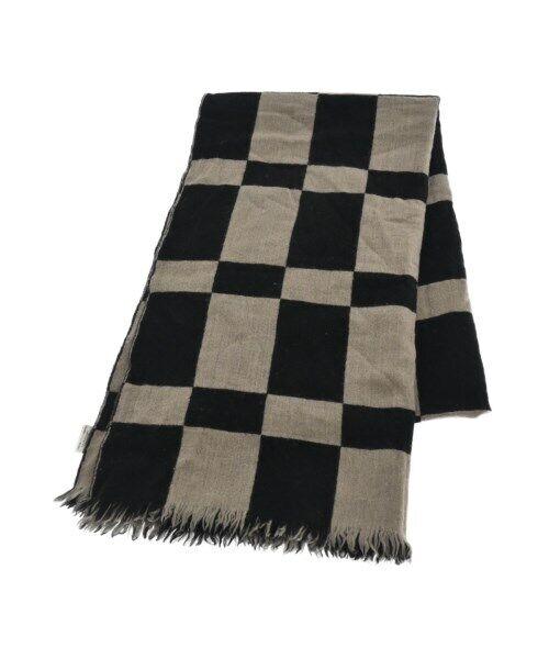 MARNI Stole BeigexBlack: MARNI Stole BeigexBlack Color: BeigexBlack Type: Stall B: Reasonable Wear and Tear The BIDHAUS Guarantee: All items in this auction are guaranteed to be 100% authentic. At Your Service: At BIDHAUS, ou