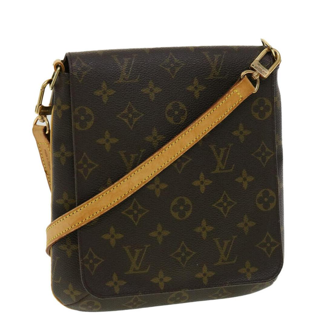 LOUIS VUITTON Monogram Musette Salsa Long Shoulder Bag M51387 LV: LOUIS VUITTON Monogram Musette Salsa Long Shoulder Bag M51387 LV Style: Shoulder Bag Material: Monogram Canvas Exterior Color: Monogram Bag Height: 9.4inch(Approx) / 24cm(Approx) Bag Depth: 1.6inch(Ap