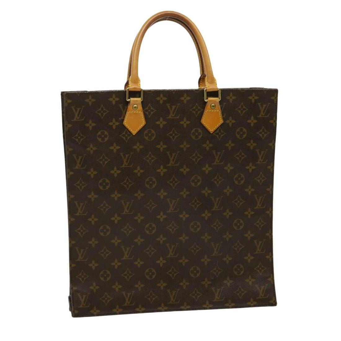 LOUIS VUITTON Monogram Sac Plat Hand Bag M51140 LV: LOUIS VUITTON Monogram Sac Plat Hand Bag M51140 LV Style: Hand Bag Material: Monogram Canvas Exterior Color: Monogram Bag Height: 15.0inch(Approx) / 38cm(Approx) Bag Depth: 3.5inch(Approx) / 9cm(Appro