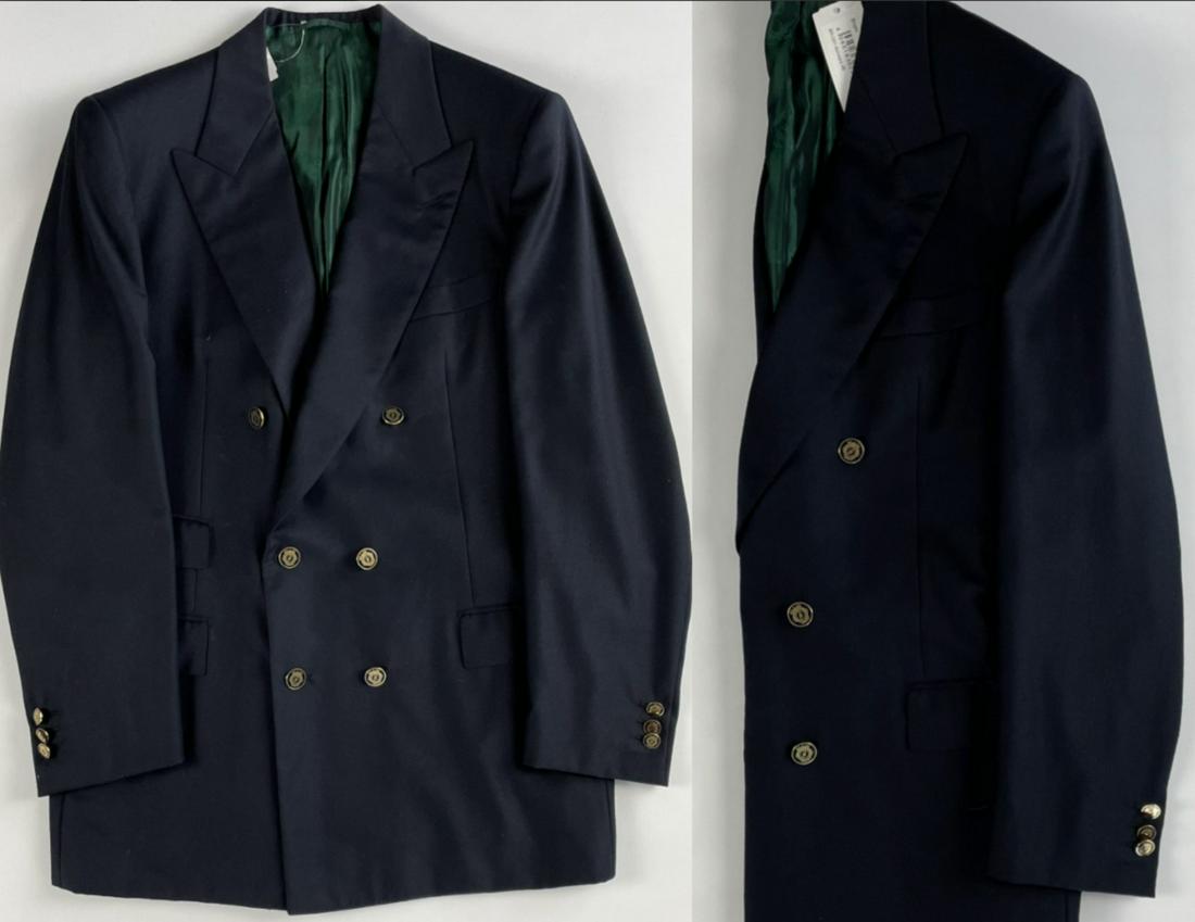 Brioni Wool Club Double Cross Blazer Blue Row Regular Costume Jacket 48-: Brioni Wool Club Double Cross Blazer Blue Row Regular Costume Jacket 48- Marque: Brioni Style: Veste De Costume Entretien Du Textile: Seulement chimique Nettoyage Accents: Logo blazer club Vintage: No