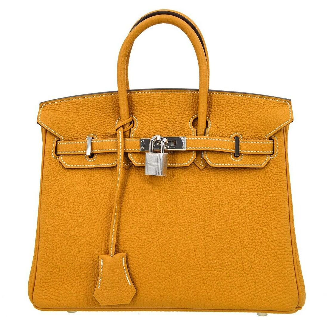 HERMES BIRKIN 25 Handbag Purse Veau Crispe Togo Natural sable 60* #H: HERMES BIRKIN 25 Handbag Purse Veau Crispe Togo Natural sable 60* #H Bag Width: 9.8 Bag Height: 7.5 Closure: Turn Lock Flap Occasion: Casual Handle/Strap Color: Beige Size: Small Handle Style: Double
