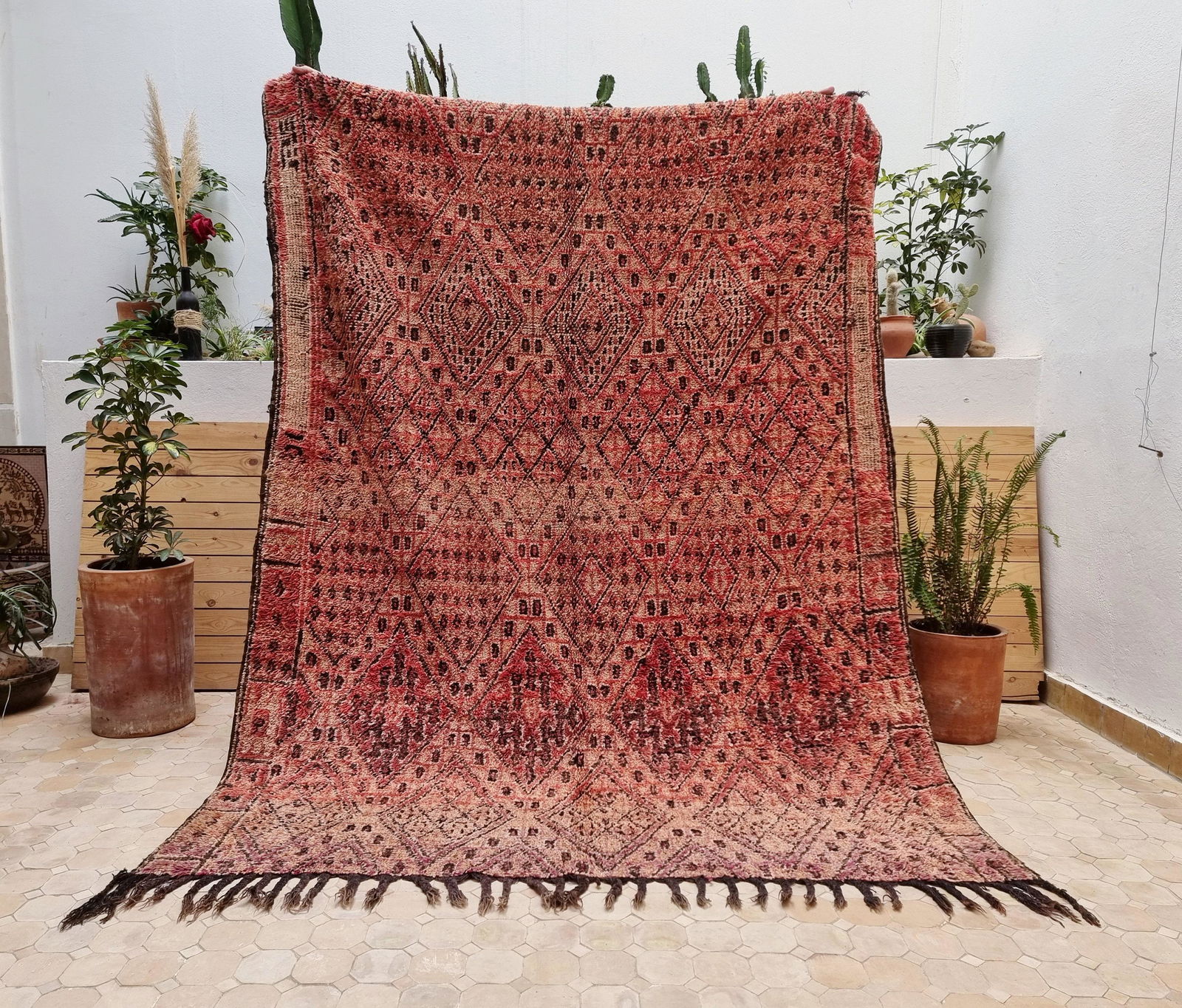 92.5 x 69 inches - 235 x 175 Cm Moroccan Rug. vintage Zayane Rug Hand Woven by Berber women: 92.5 x 69 inches - 235 x 175 Cm Moroccan Rug. vintage Zayane Rug Hand Woven by Berber women handmade natural rug ZAYANE RUGS Morocco has a long tradition of weaving. Some of the world's most beautiful
