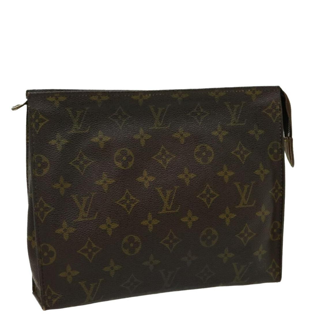 LOUIS VUITTON Monogram Poche Toilette 26 Pouch M47542 LV: LOUIS VUITTON Monogram Poche Toilette 26 Pouch M47542 LV Style: Pouch Material: Monogram Canvas Exterior Color: Monogram Bag Height: 7.9inch(Approx) / 20cm(Approx) Bag Depth: 2.0inch(Approx) / 5cm(App