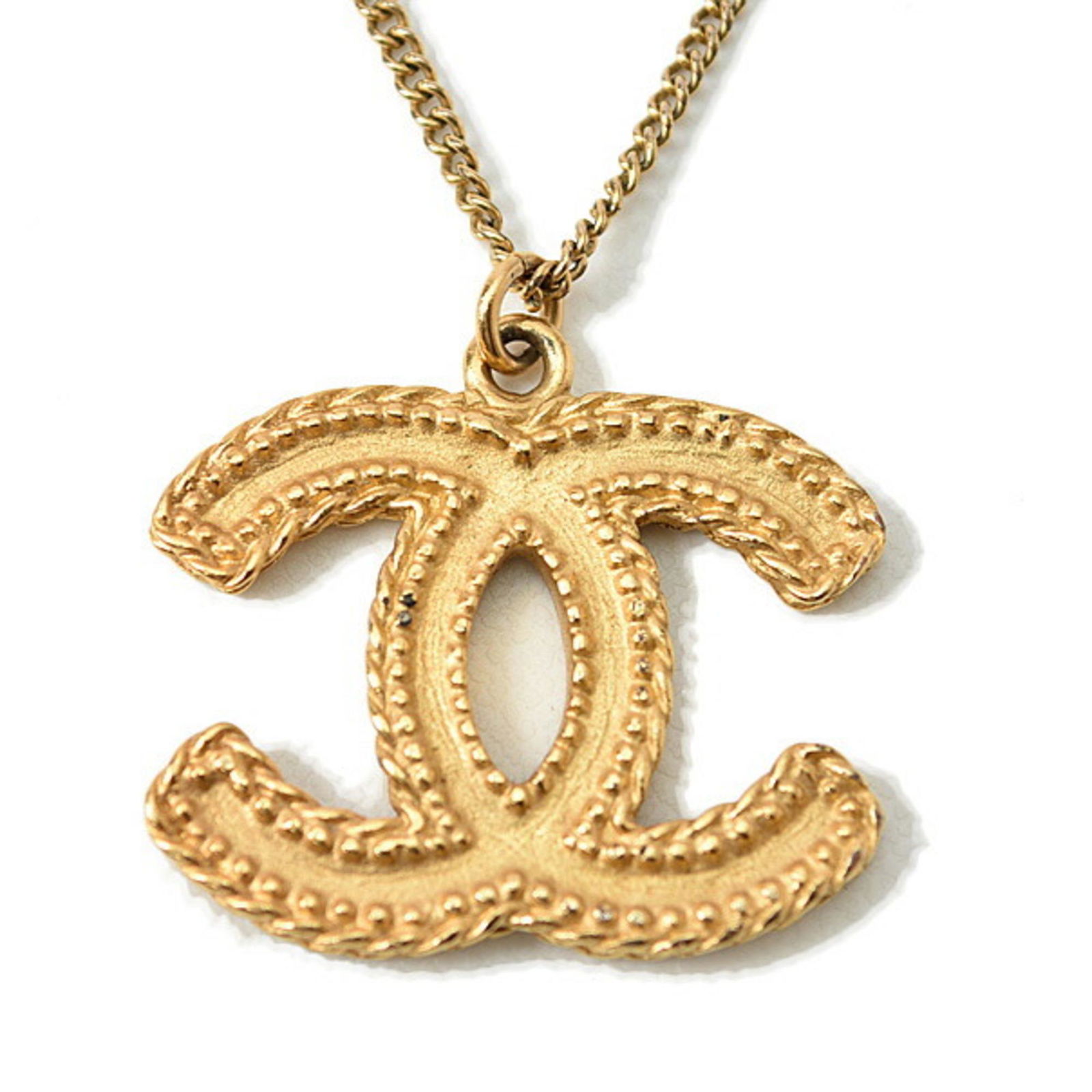 Chanel necklace pendant 2way CHANEL A60024 here mark vintage gold: Chanel necklace pendant 2way CHANEL A60024 here mark vintage gold Brand: Chanel Country of Origin: France Necklace Type: Necklace Pendant Type: Pendant Gender: Women Material: Metal Resin Neck Circumf
