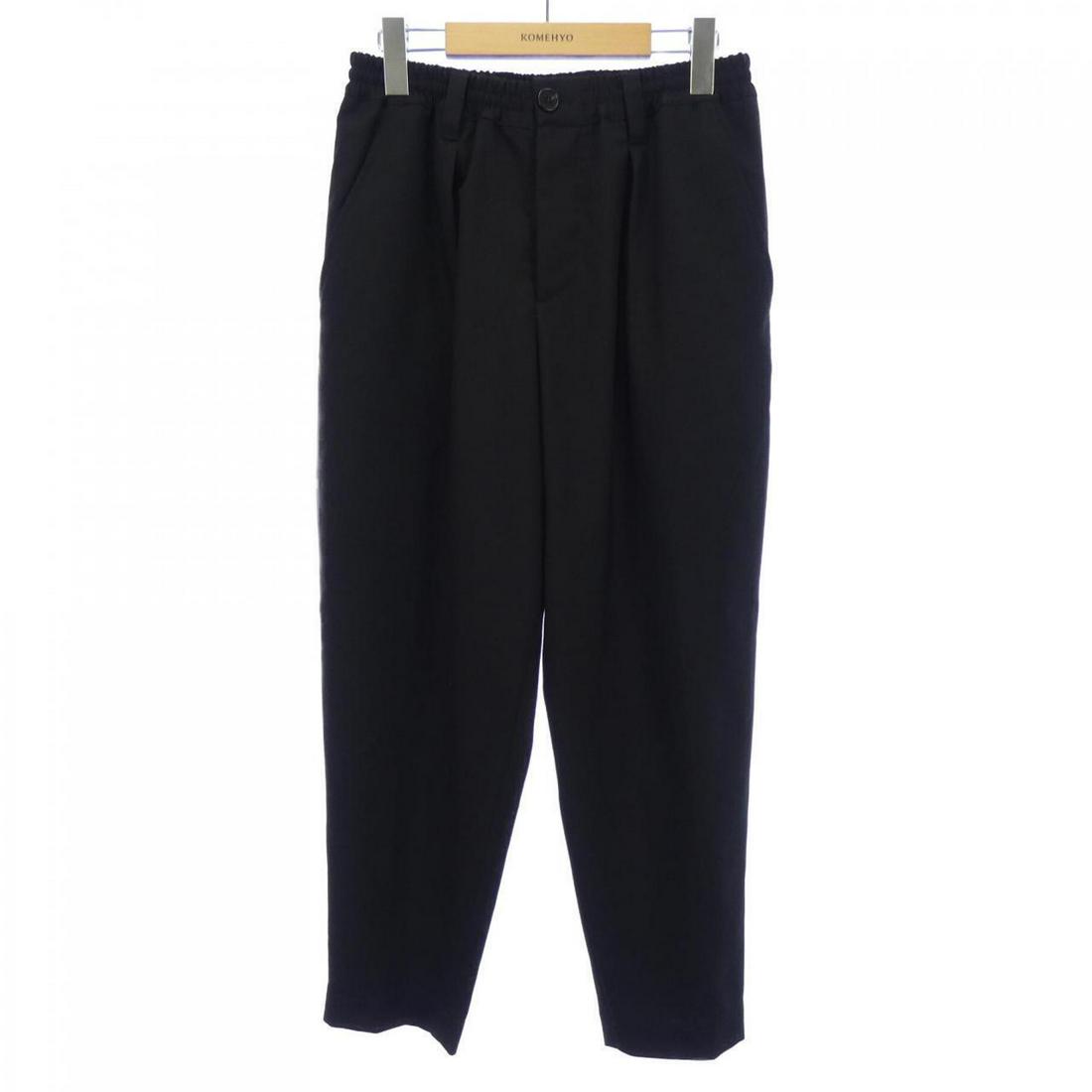 Marni MARNI pants: Marni MARNI pants Style: PANTS Color: Black Gender: Mens" Size: M Size Type: Regular Type: PANTS B: Reasonable Wear and Tear The BIDHAUS Guarantee: All items in this auction are guaranteed to be 100%