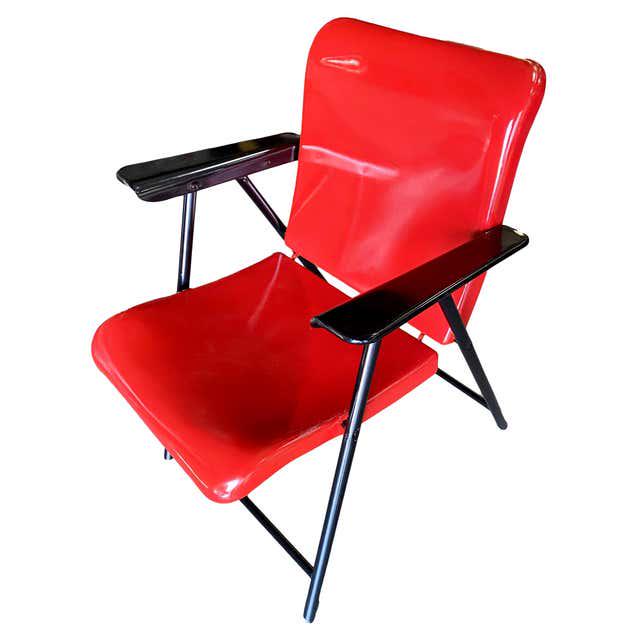 Russel Wright Outdoor/Patio Steel Folding Chair by Schwayder Bros 6 Available: Russel Wright Outdoor/Patio Steel Folding Chair by Schwayder Bros 6 Available Dimensions: Height: 31 in (78.74 cm)Width: 25 in (63.5 cm)Depth: 27 in (68.58 cm)Seat Height: 17 in (43.18 cm) Style: Mid-
