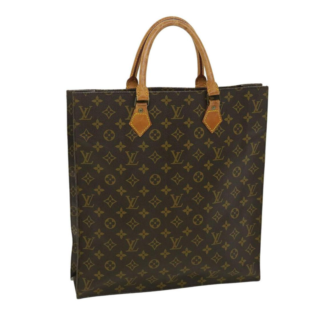 LOUIS VUITTON Monogram Sac Plat Hand Bag M51140 LV: LOUIS VUITTON Monogram Sac Plat Hand Bag M51140 LV Style: Hand Bag Material: Monogram Canvas Exterior Color: Monogram Bag Height: 15.0inch(Approx) / 38cm(Approx) Bag Depth: 3.5inch(Approx) / 9cm(Appro