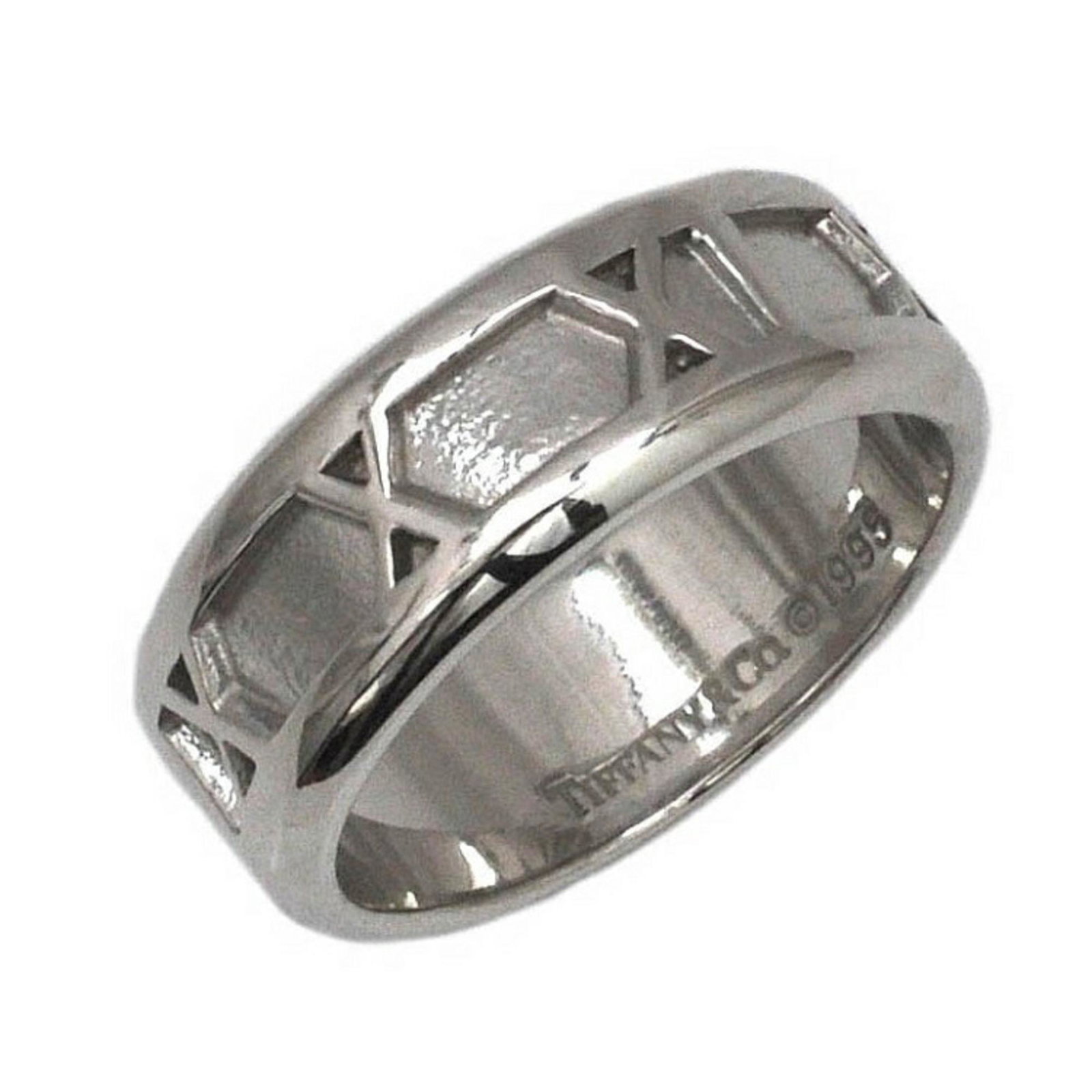 Tiffany Ring Silver Atlas No. 10 # Ag 925 TIFFANY & Co. Women's Men's: Tiffany Ring Silver Atlas No. 10 # Ag 925 TIFFANY & Co. Women's Men's Brand: Tiffany Line: Atlas Gender: Men Women Color: Silver Material: Silver 925 US Size: 5.5 Width: 6.8mm / 0.27 Inner Diameter: 1