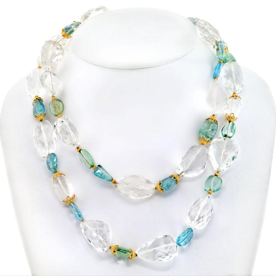 Verdura 18K Yellow Gold Aquamarine And Rock Crystal Checkerboard Finish Necklace: Verdura 18K Yellow Gold Aquamarine And Rock Crystal Checkerboard Finish Necklace Type: Necklaces Metal: 18K Yellow Gold Grams: 215.7 Measurements: Length 37 inches. Condition: Excellent. Signed By: Ve