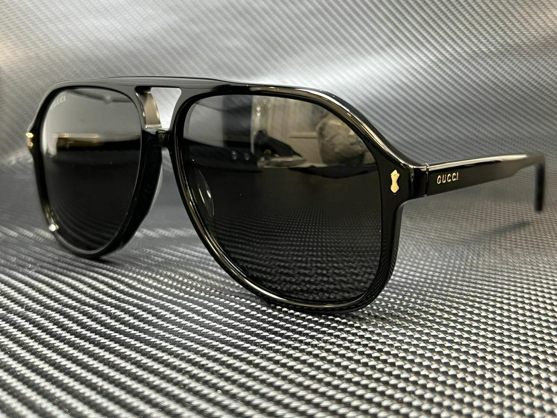 GUCCI GG1042S 001 Black Aviator 60 mm Mens Sunglasses: GUCCI GG1042S 001 Black Aviator 60 mm Mens Sunglasses Pattern: Solid Lens Technology: Gradient Anti-Reflective Vintage: No Frame Color: Black Type: Sunglasses Lens Material: Plastic Polycarbonate Styl