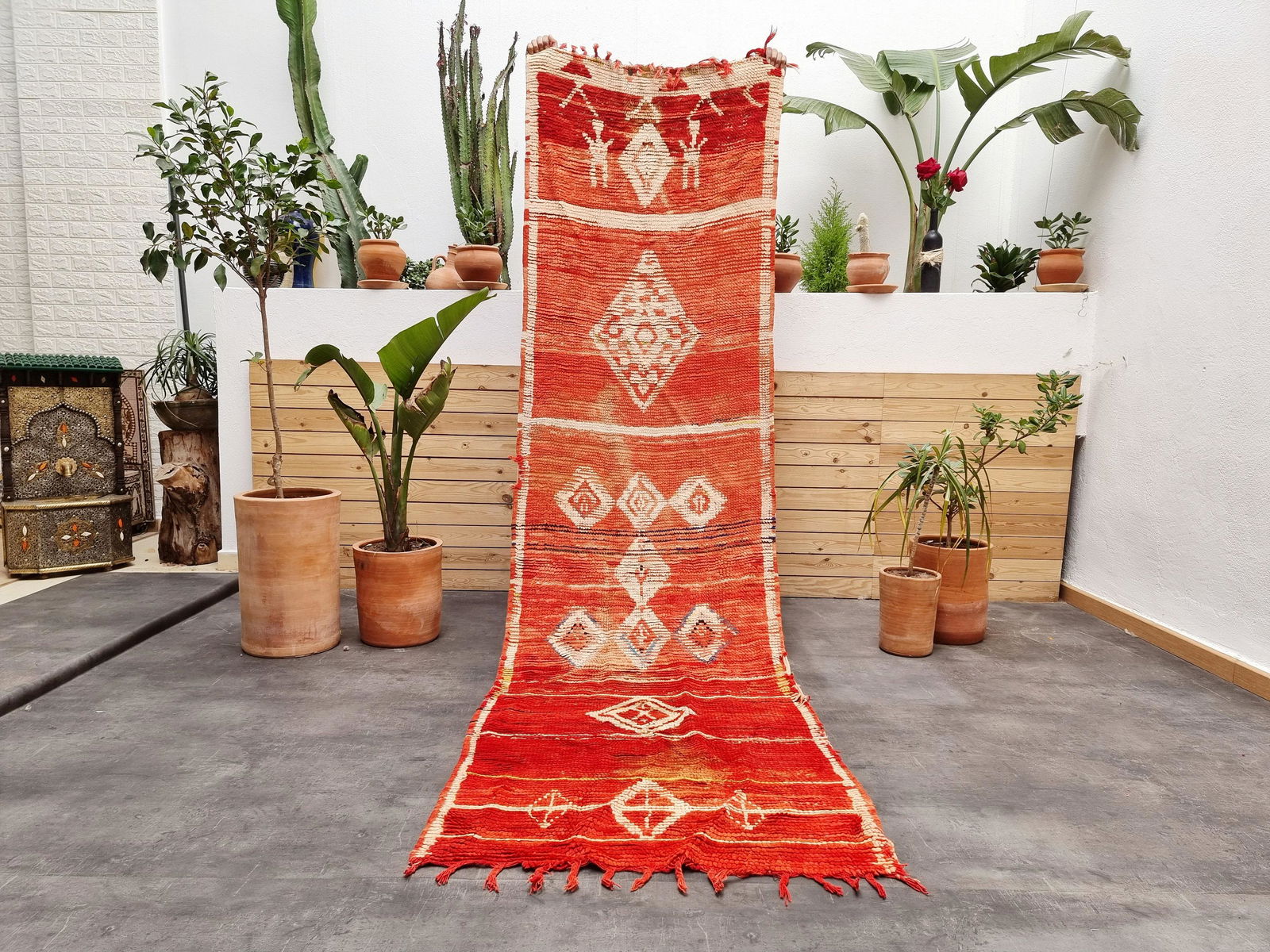 118 x 35.5 inches - 300 x 90cm Moroccan Rug. vintage Azilal Runner Rug Hand Woven by Berber women: 118 x 35.5 inches - 300 x 90cm Moroccan Rug. vintage Azilal Runner Rug Hand Woven by Berber women handmade natural rug AZILAL RUGS Interestingly Azilal rugs were unknown to the worl until recently - t