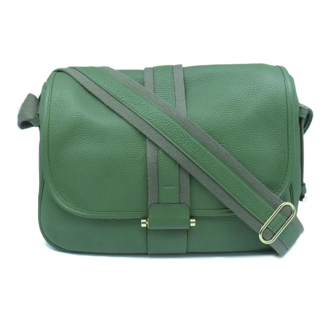 Hermes GHW Messenger Bag Shoulder Bag Taurillon Clemence Leather Green: Hermes GHW Messenger Bag Shoulder Bag Taurillon Clemence Leather Green Style: Shoulder Bag Exterior Material: Calfskin (cowhide) Exterior Color: Green Bag Height: 10.8 Bag Depth: 2.0 Bag Length: 15.7 
