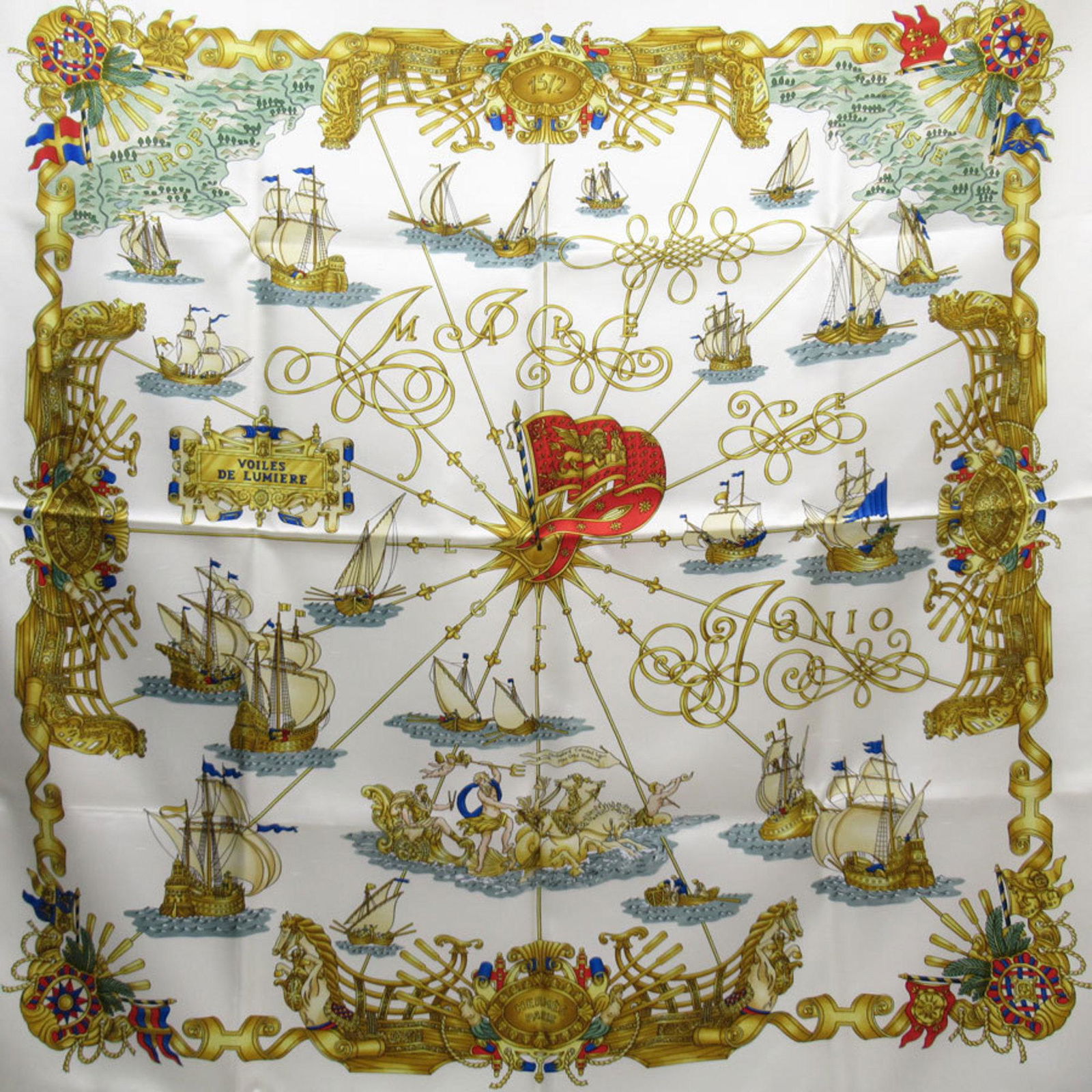 Hermes HERMES Scarf Carre 90 VOILES DE LUMIERE Light Sailing Ship Silk White x Multicolor Women's: Hermes HERMES Scarf Carre 90 VOILES DE LUMIERE Light Sailing Ship Silk White x Multicolor Women's Brand: Hermes Country of Origin: France Gender: Women Shape: Square Material: Silk Silk: Size (LxW): 8