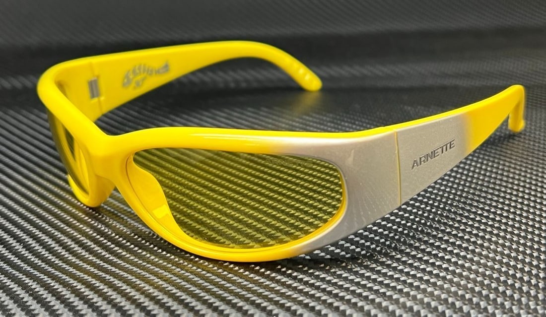 ARNETTE AN4302 281685 Yellow Mens 62 mm Sunglasses: ARNETTE AN4302 281685 Yellow Mens 62 mm Sunglasses Frame Color: Yellow Type: Sunglasses New The BIDHAUS Guarantee: All items in this auction are guaranteed to be 100% authentic. At Your Service: At BI