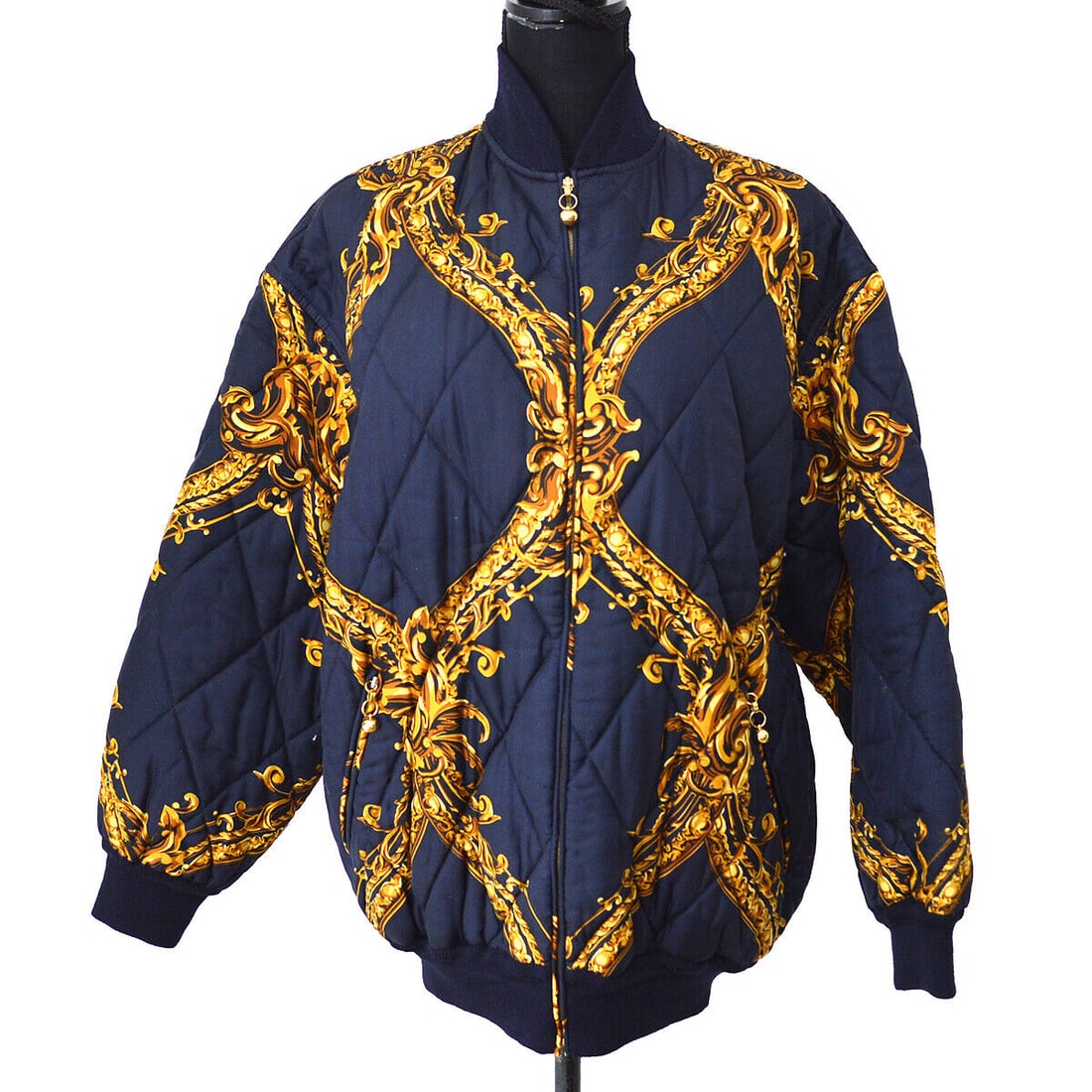 GIANFRANCO FERRE Zip Up Long Sleeve Jacket Coat Navy: GIANFRANCO FERRE Zip Up Long Sleeve Jacket Coat Navy Style: Jacket Outer Shell Material: 100% Silk Season: Winter Product Line: Jacket Type: Coat Features: Zipper Color: Navy Gold Closure: Zip Occasio