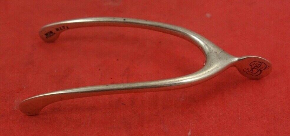 H 171 By Gorham Sterling Silver Sugar Tong 3 1/2" Serving: H 171 By Gorham Sterling Silver Sugar Tong 3 1/2" Serving H 171 by gorham sterling silver sugar tong, hinged wishbone shape 3 1/2" in the pattern h 171 by gorham. It is monogrammed (monos vary) and is