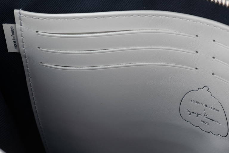 lv x yk pochette métis