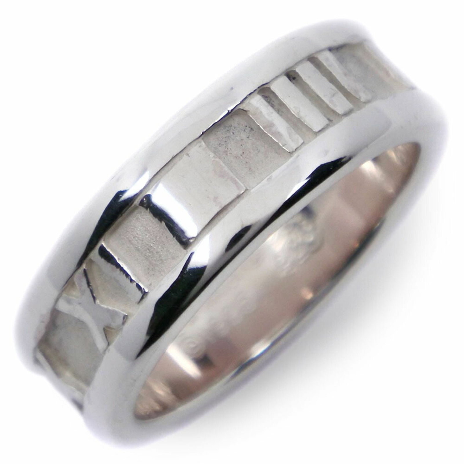 TIFFANY&Co. Tiffany Atlas Ring Silver 925 No. 8 Women's: TIFFANY&Co. Tiffany Atlas Ring Silver 925 No. 8 Women's Brand: Tiffany Gender: Women Material: Silver 925 Other Size: 8Hao Width: 6mm / 0.24 Condition: Used (very good) Overall Scratches: Insignifican