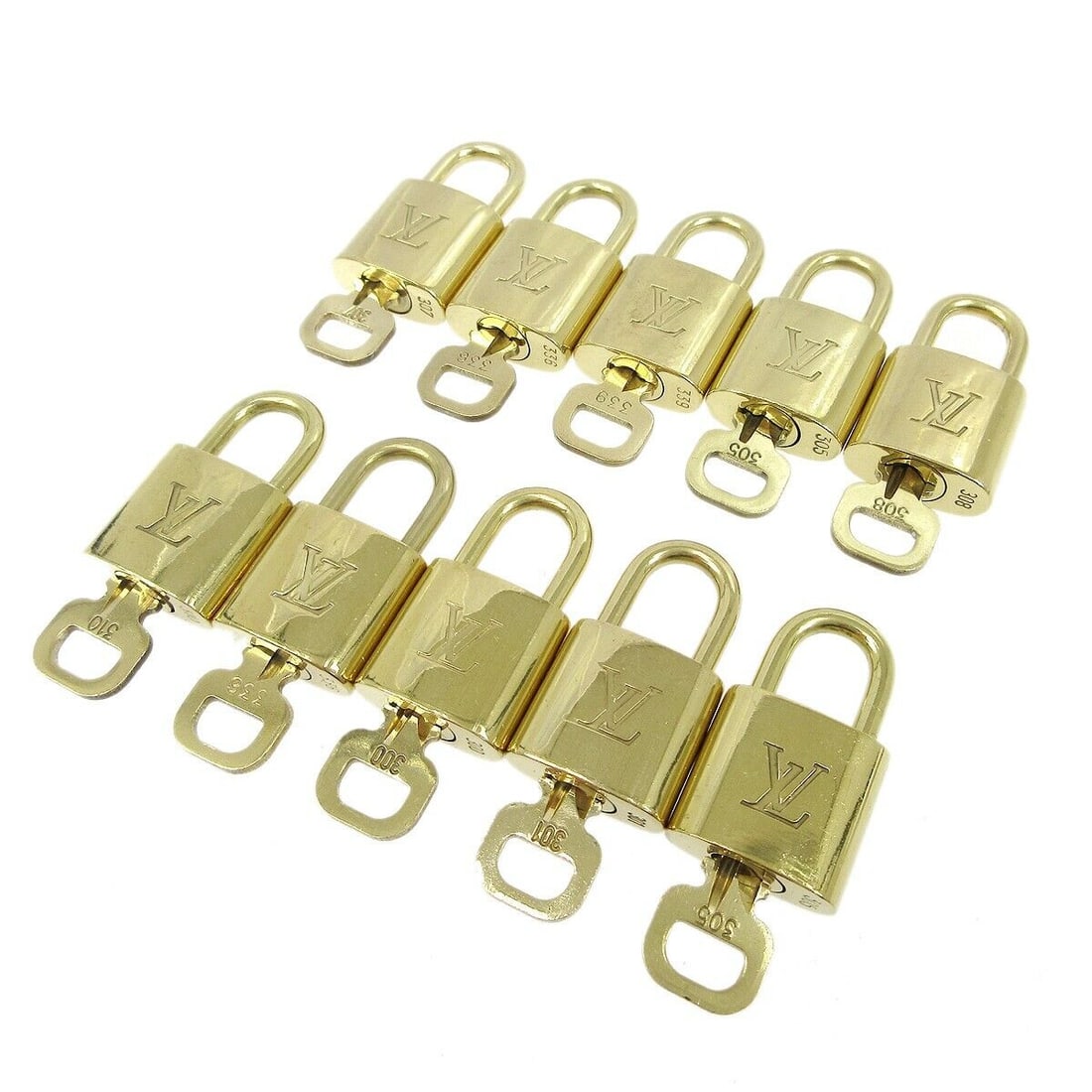 LOUIS VUITTON Padlock & Key Bag Accessories Charm 10 Piece Set Gold: LOUIS VUITTON Padlock & Key Bag Accessories Charm 10 Piece Set Gold Type: Padlock Color: Gold Theme: Metal Character Family: Charmed Outside Condition: C: Heavily Used/Inside Condition: C: Heavily Use