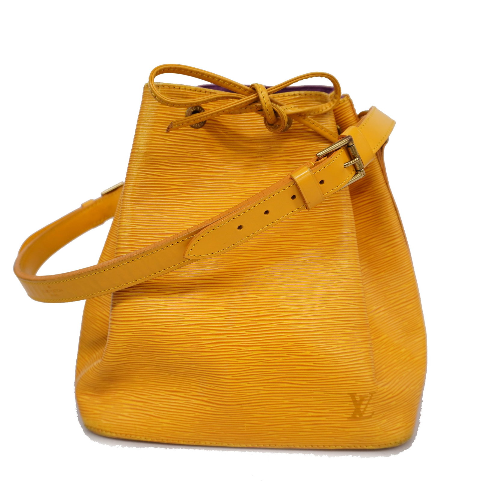 Louis Vuitton Epi Petit Noe M44109 Women's Shoulder Bag Jaune: Louis Vuitton Epi Petit Noe M44109 Women's Shoulder Bag Jaune Brand: Louis Vuitton Line: Epi Model: Petit Noe M44109 Type: Shoulder bag Color: Jaune Hardware Color: Gold Closure: String Adjustable Str