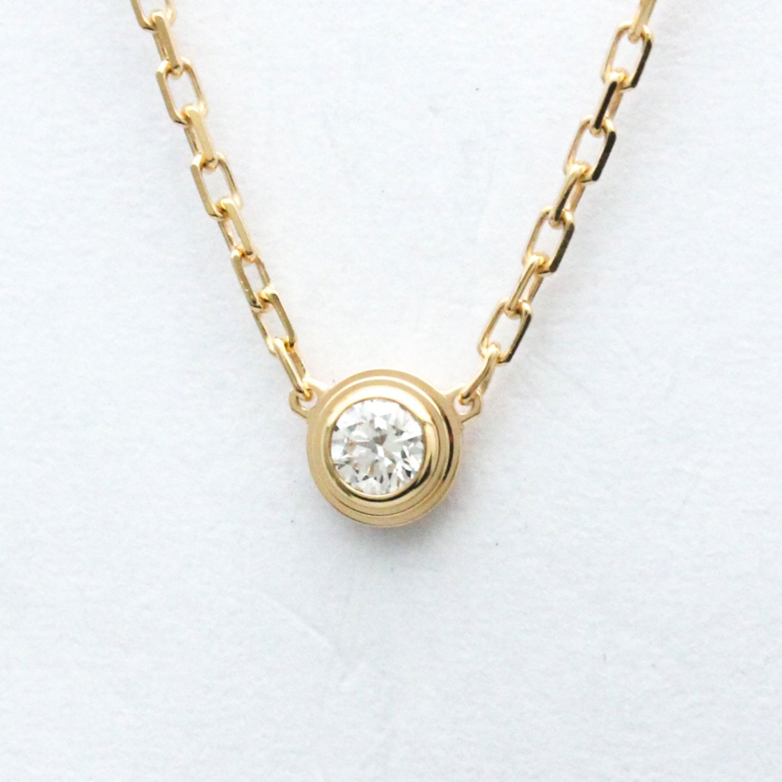 Cartier Diamants Legers De Cartier B7215700 Pink Gold (18K) Diamond Women's Fashion Pendant Necklace: Cartier Diamants Legers De Cartier B7215700 Pink Gold (18K) Diamond Women's Fashion Pendant Necklace Carat/0.09 Brand: Cartier Line: Diamants Legers de Cartier Model: B7215700 Necklace Type: Pendant n