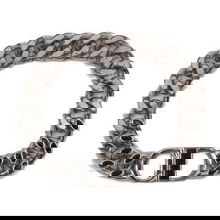 Christian Dior Dior CD Icon Chain Link Bracelet Metal Silver Black: Christian Dior Dior CD Icon Chain Link Bracelet Metal Silver Black Brand: Christian Dior Type: Link bracelet Style: Fashion Gender: Men Women Unisex Material: Metal Color: Black Silver Length: 17cm /