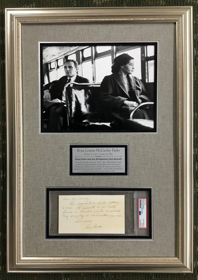 Rosa Parks Handwritten Signed Letter Custom Framed Bus Boycott Photo PSA/DNA: Rosa Parks Handwritten Signed Letter Custom Framed Bus Boycott Photo PSA/DNA Industry: Historical Signed By: Rosa Parks Signed: Yes Autograph Authentication: Professional Sports (PSA/DNA) Original/Rep