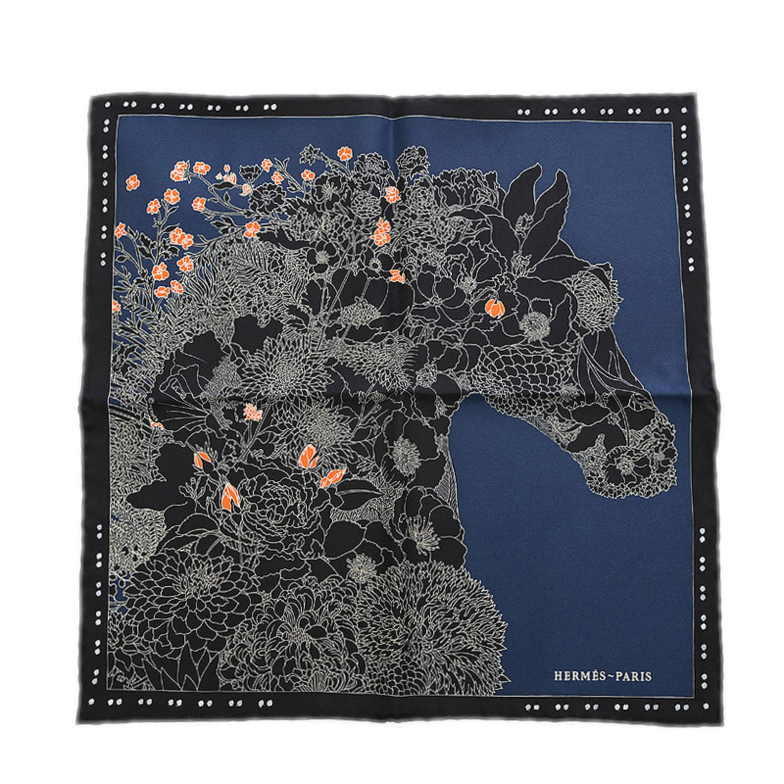 Hermes Carre 45 Gavroche Robe Legere BRODE ROBE LEGERE Noir Silk 100%: Hermes Carre 45 Gavroche Robe Legere BRODE ROBE LEGERE Noir Silk 100% Brand: Hermes Type: Scarf Gender: Women Material: Silk Silk: Size (LxW): 42cm x 42cm / 16.53 x 16.53 Condition: Opened (never used