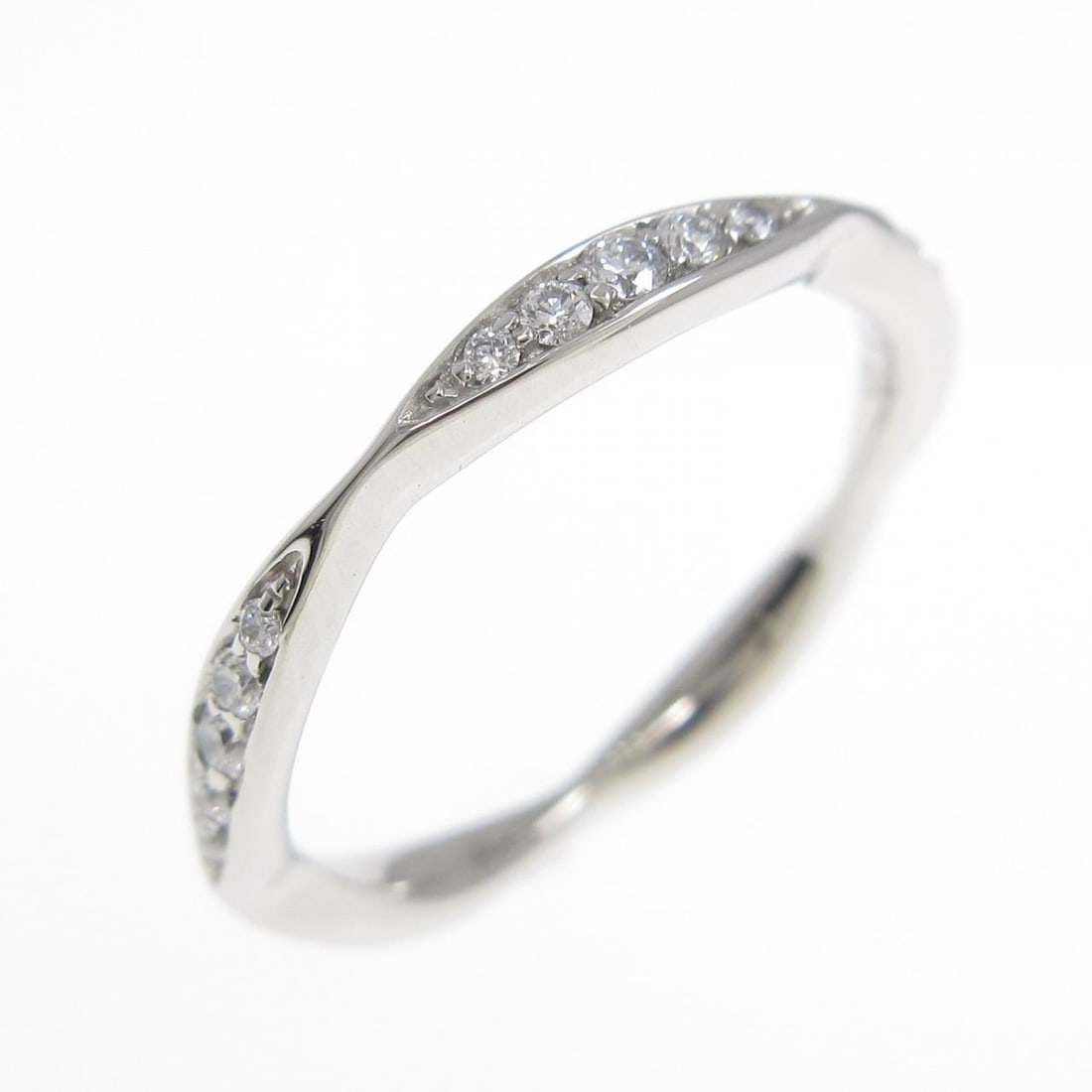 CHANEL Camelia Full Diamond Ring: CHANEL Camelia Full Diamond Ring Style: Ring Material: Platinum Gender: Ladies" Size: 4.5-5 (US size) (48) Accessories: No accessories Main Stone: Diamond Weight: approx. 2.4g Actualsize: Max W: 2.2mm