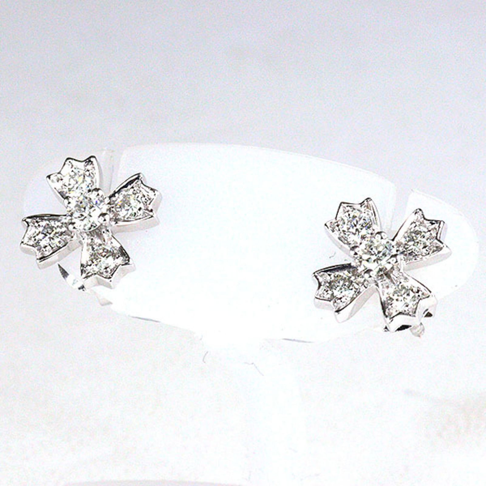 Tiffany TIFFANY&Co. Floret Diamond Earrings PT950 Platinum Flower Motif Stud Catch (Pt900) Outside: Tiffany TIFFANY&Co. Floret Diamond Earrings PT950 Platinum Flower Motif Stud Catch (Pt900) Outside Brand: Tiffany Type: Stud earrings Gender: Women Material: Platinum 950 Stone: Diamond Size (HxWxD):