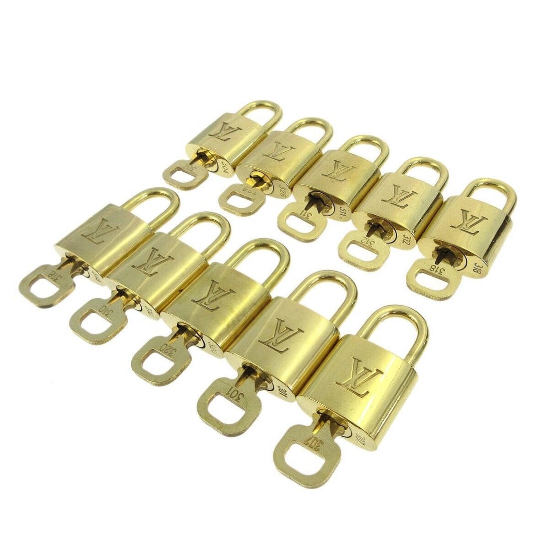 LOUIS VUITTON Padlock & Key Bag Accessories Charm 10 Piece Set Gold: LOUIS VUITTON Padlock & Key Bag Accessories Charm 10 Piece Set Gold Type: Padlock Color: Gold Theme: Metal Material: Gold-tone Character Family: Charmed Outside Condition: B: Reasonable Wear and Tear/