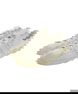 adidas Sneakers Ivory 26.5cm: adidas Sneakers Ivory 26.5cm Style: Sneaker Color: Ivory Size (Men's): 10.4" Type: sneakers None The BIDHAUS Guarantee: All items in this auction are guaranteed to be 100% authentic. At Your Service: