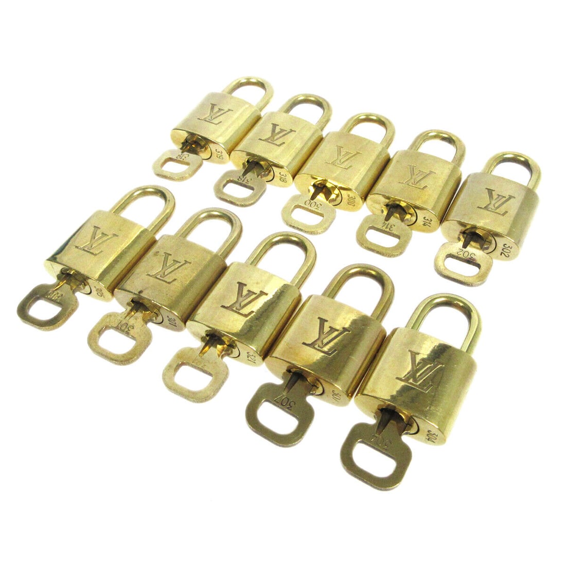 LOUIS VUITTON Padlock & Key Bag Accessories Charm 10 Piece Set Gold: LOUIS VUITTON Padlock & Key Bag Accessories Charm 10 Piece Set Gold Type: Padlock Color: Gold Outside Condition: B: Reasonable Wear and Tear/Inside Condition: C: Heavily Used The BIDHAUS Guarantee: Al
