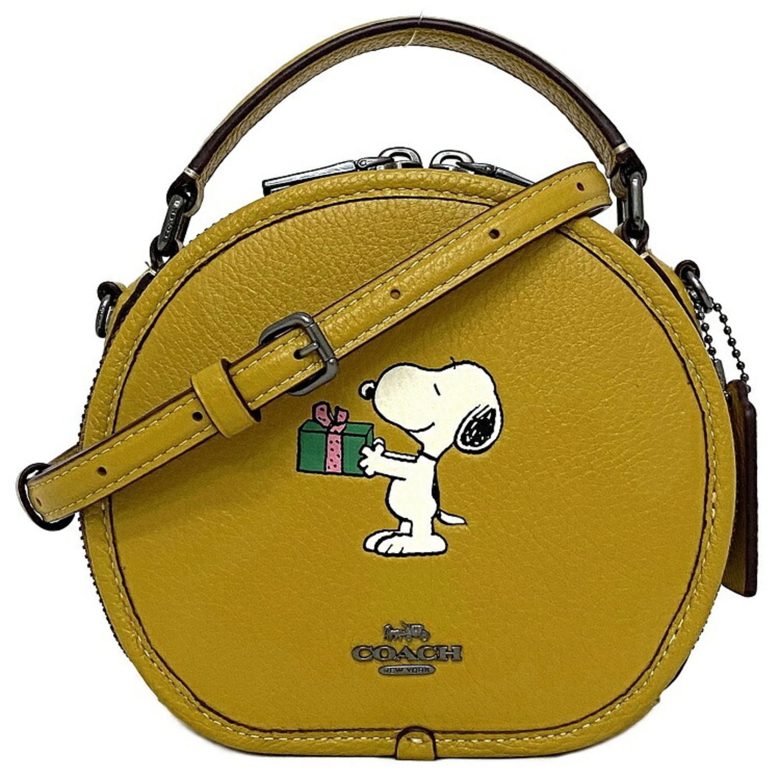 Coach 2way bag canteen yellow flux multi Snoopy CF290 collaboration leather COACH peanut motif: Coach 2way bag canteen yellow flux multi Snoopy CF290 collaboration leather COACH peanut motif handbag shoulder vanity print Brand: Coach Model: f-16233 Type: Handbag Shoulder bag Material: Leather Le