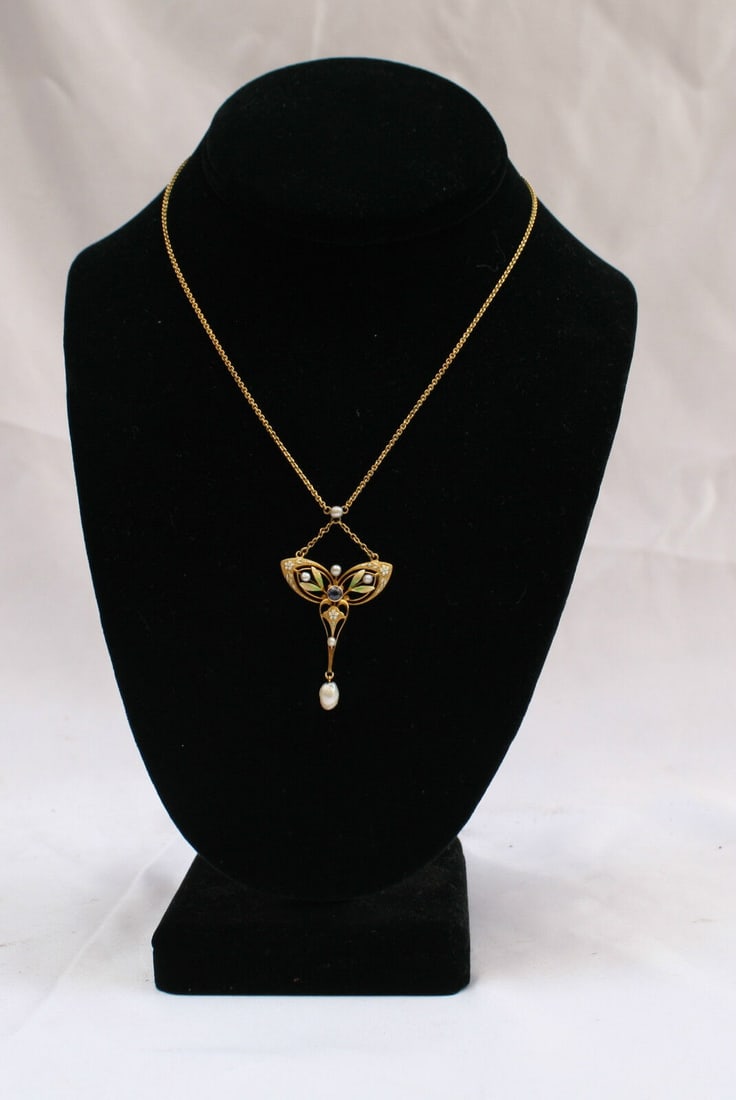 ART NOUVEAU 14K ENAMELED PEARL NECKLACE STAMPED KREMENTZ: ART NOUVEAU 14K ENAMELED PEARL NECKLACE STAMPED KREMENTZ PLEASE NOTE: LOCAL PICK UP IS NOT AN OPTION AND ALL ITEMS IN THIS AUCTION MUST BE SHIPPED. We offer Free Shipping for rugs that are shipped wit