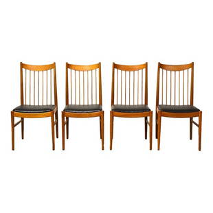 Arne Vodder for Sibast Dining Chairs - Set of 4: Arne Vodder for Sibast Dining Chairs - Set of 4 A set of four mid century modern oak dining chairs designed by Arne Vodder for Sibast Furniture. Seat height is 18". 19.125" wide. 21.5" deep. 38.5" tal