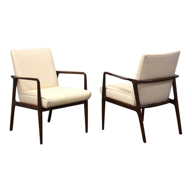 Stow Davis Walnut Mid-Century Modern Lounge Chairs- a Pair: Stow Davis Walnut Mid-Century Modern Lounge Chairs- a Pair A pair of mid century modern walnut frame lounge or occasional chairs with an off-white cream upholstery by Stow Davis. Professionally refini