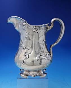 Martele by Gorham Sterling Silver Water Pitcher #L/VW Floral Motif: Martele by Gorham Sterling Silver Water Pitcher #L/VW Floral Motif Pattern: Martele Composition: Sterling Silver (.925) Style: Art Nouveau Age: 1900-1940 Martele by gorhamoutstanding martele by gorham