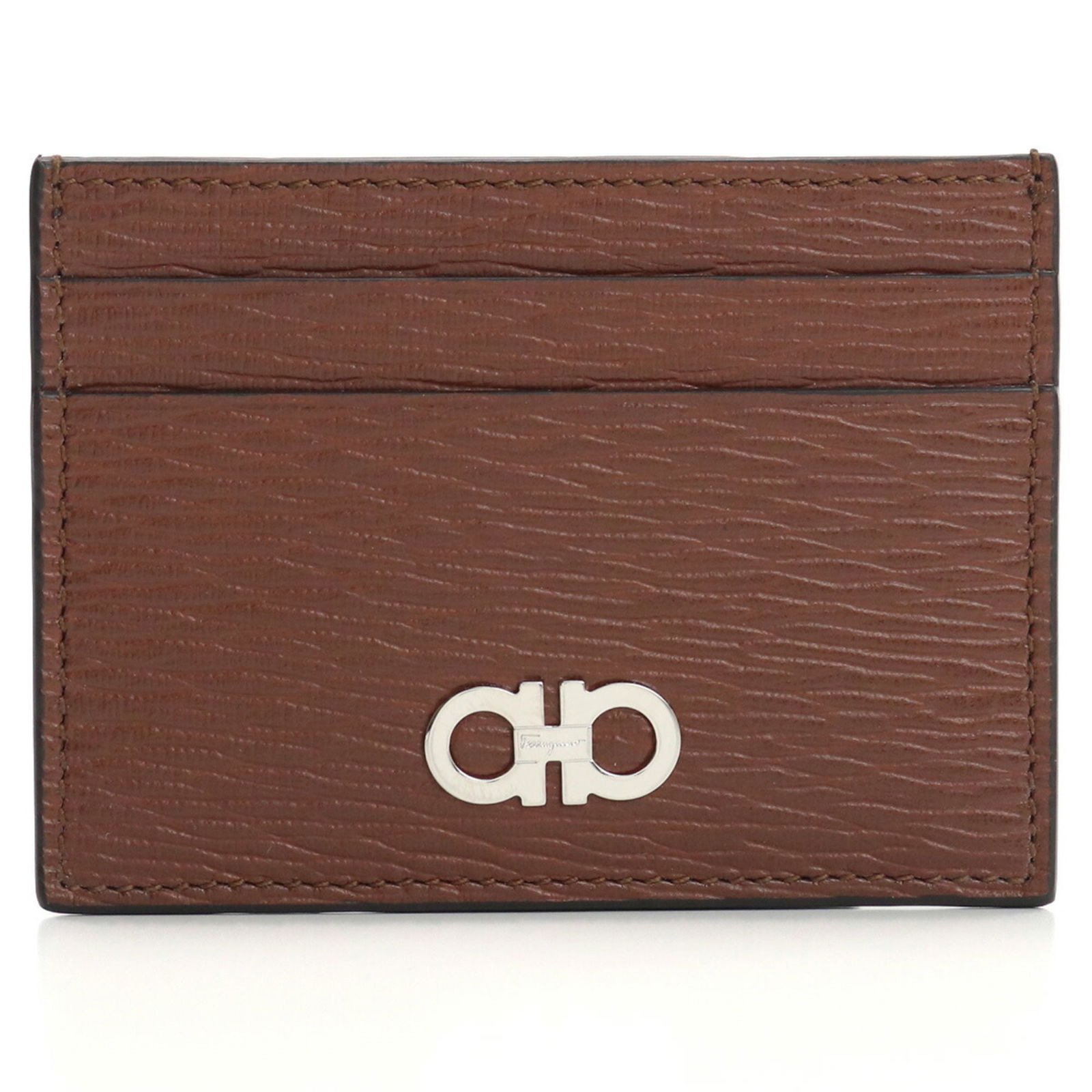 Salvatore Ferragamo FERRAGAMO 66-A387 Card Case Brown Men's: Salvatore Ferragamo FERRAGAMO 66-A387 Card Case Brown Men's Brand: Salvatore Ferragamo Model: 66-a387 Country of Origin: Italy Type: Card case Gender: Men Color: Brown Material: Leather Leather: Leath