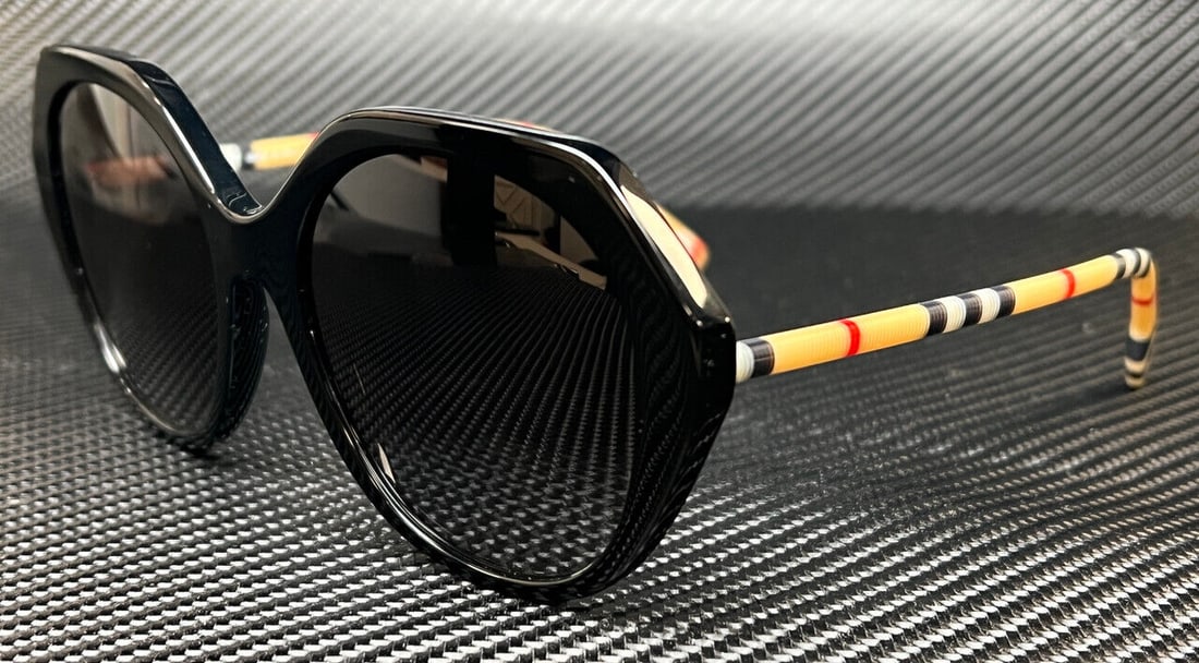 BURBERRY BE4375 38538G Black Grey Gradient Womens 55 mm Sunglasses: BURBERRY BE4375 38538G Black Grey Gradient Womens 55 mm Sunglasses Frame Color: Black Type: Sunglasses New The BIDHAUS Guarantee: All items in this auction are guaranteed to be 100% authentic. At Your