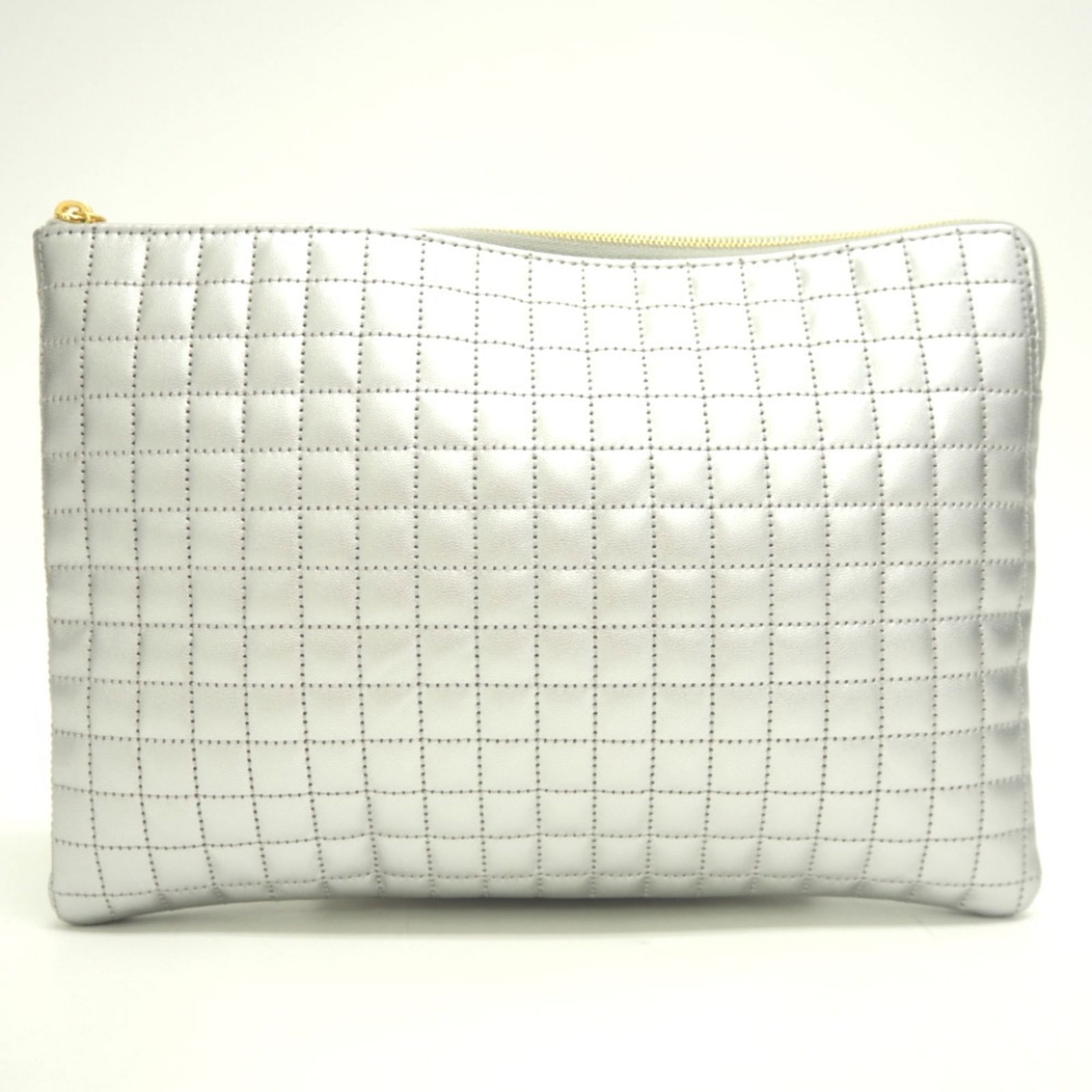 CELINE/Celine C Charm Second Bag Pouch Clutch Silver Women's: CELINE/Celine C Charm Second Bag Pouch Clutch Silver Women's Brand: Celine Type: Clutch bag Material: Leather Leather: Color: Silver Gender: Women Size (HxWxD): 18cm x 25cm / 7.08 x 9.84 Condition: Us