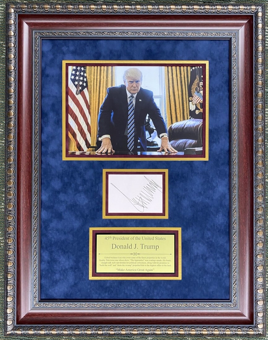 President Donald J Trump Signed Custom Framed Display JSA LOA: President Donald J Trump Signed Custom Framed Display JSA LOA Industry: Presidential President: Donald J Trump Signed By: Donald J Trump Signed: Yes Autograph Authentication: James Spence (JSA) Origin
