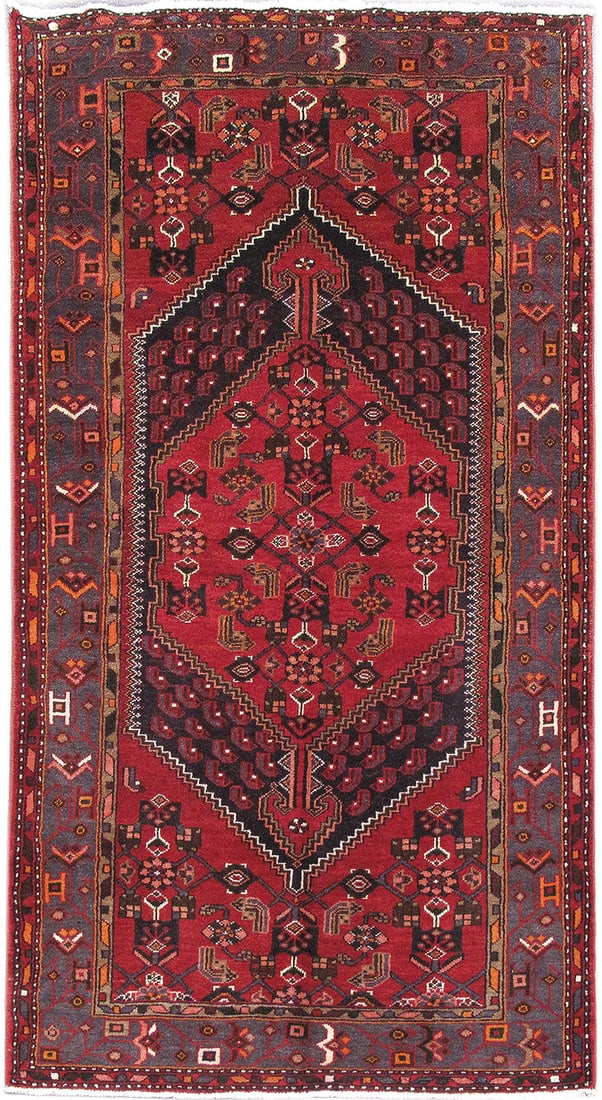 4 x 8 Red Persian Hamadan Rug: 4 x 8 Red Persian Hamadan Rug Free continental US Shipping Size in Feet: Width: 4.5 x Length: 8.1 Size in Inches: Width: 53 in x Length: 97 in Rug Type: Area Rug Colors: Red Weave: Hand-knotted Patter