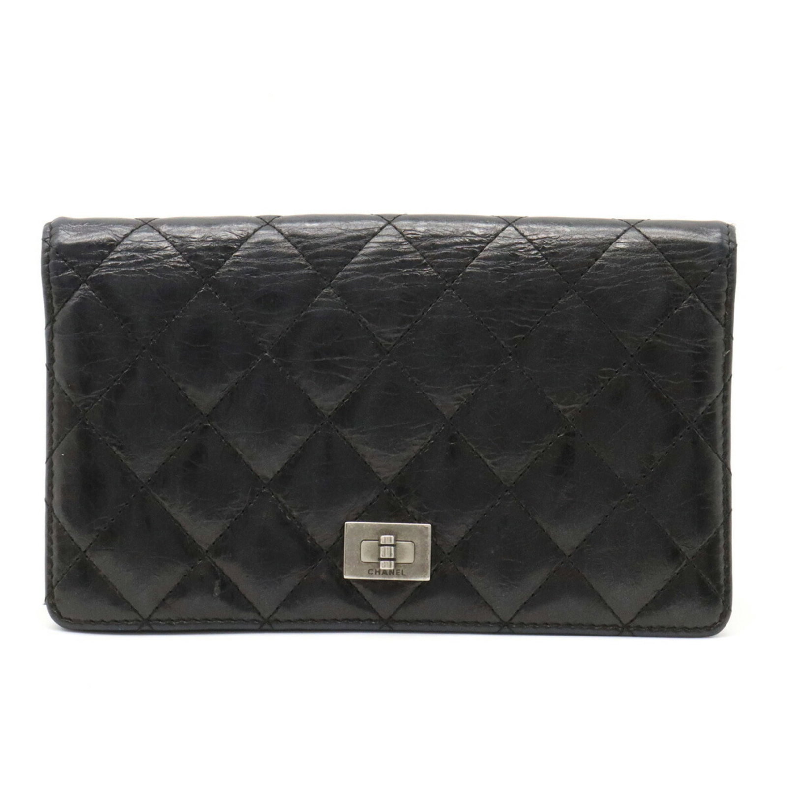 CHANEL Chanel 2.55 Matelasse Bifold Long Wallet Distressed Leather Black A35304: CHANEL Chanel 2.55 Matelasse Bifold Long Wallet Distressed Leather Black A35304 Brand: Chanel Line: 2.55 Type: Long wallet (bi-fold) Gender: Women Material: Leather Leather: Color: Black Closure: Flap