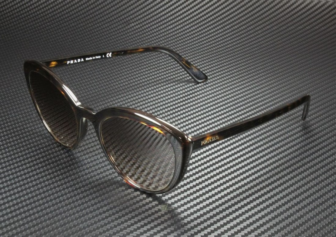 PRADA PR 02VS 2AU6S1 Brown Havana Brown Gradient Womens 54 mm Sunglasses: PRADA PR 02VS 2AU6S1 Brown Havana Brown Gradient Womens 54 mm Sunglasses Type: Sunglasses Frame Color: Brown New The BIDHAUS Guarantee: All items in this auction are guaranteed to be 100% authentic. A