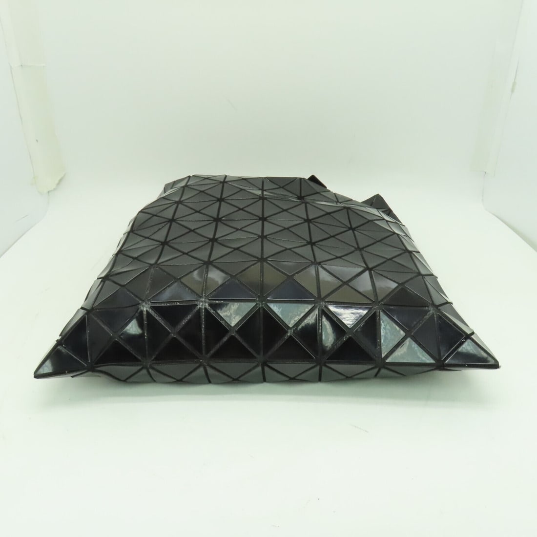 Issey outlet miyake clutch