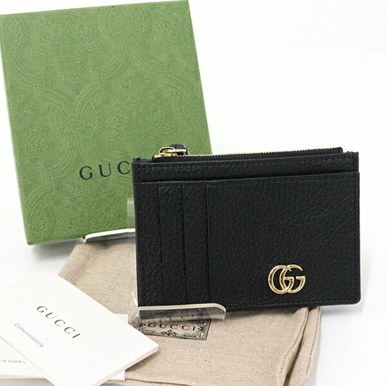 GUCCI GG Marmont Card Case 574804 Black: GUCCI GG Marmont Card Case 574804 Black Brand: Gucci Model: 574804 Type: Card wallet Gender: Women Color: Black Size (HxWxD): 9cm x 12cm x 1.5cm / 3.54 x 4.72 x 0.59 Condition: Opened (never used) The
