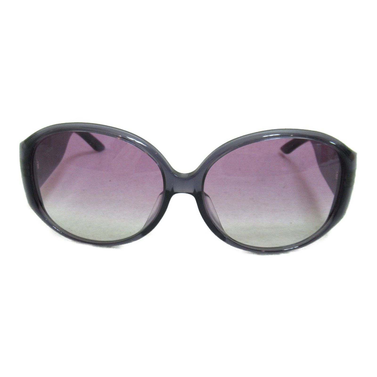 Dior sunglasses Purple Plastic: Dior sunglasses Purple Plastic Brand: Christian Dior Country of Origin: France Type: Other Material: Plastic Color: Purple Gender: Women Size: H:5.5cm x W:14.5cm(H:2.2 x W:5.7)Lens : 5cm x 6cm(2.0 x 2