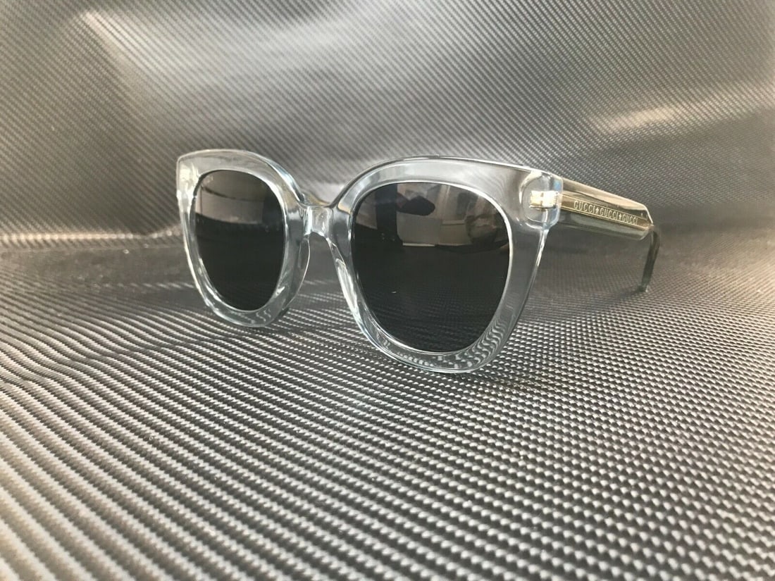 GUCCI GG0564S 003 Square Blue Blue Womens Sunglasses 51 mm: GUCCI GG0564S 003 Square Blue Blue Womens Sunglasses 51 mm Type: Sunglasses Frame Color: Blue Style: Cat Eye Lens Material: Plastic Temple Length: 145 mm Features: Lightweight Year Manufactured: 2020-